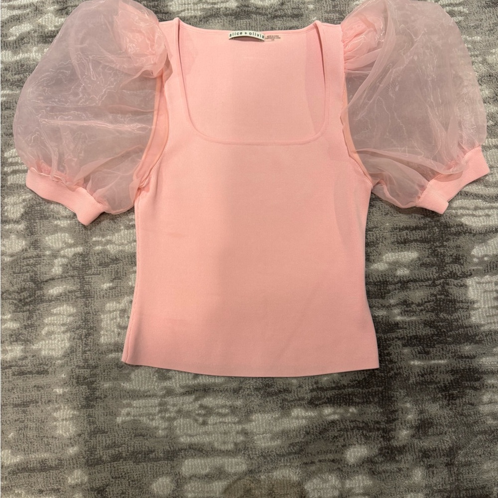 Alice + Olivia Pink Puff Sleeve Fitted Blouse